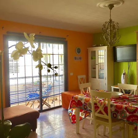 Rombos Residencial Apartment *